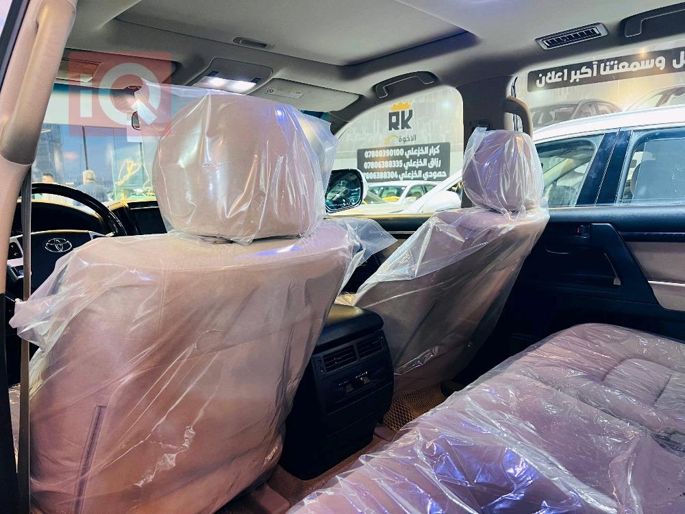 تويوتا لاندكروزر